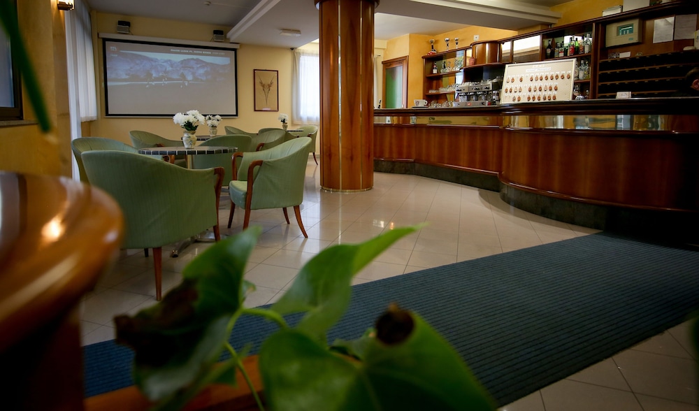 Petrarca Hotel 40/50