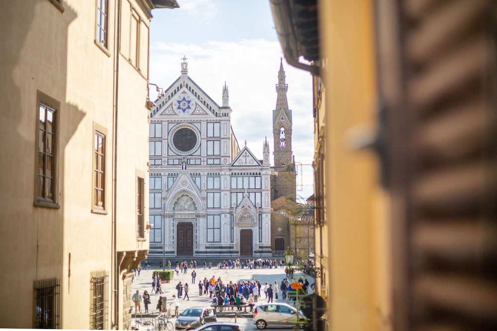 Lian Home in Florence 2/19
