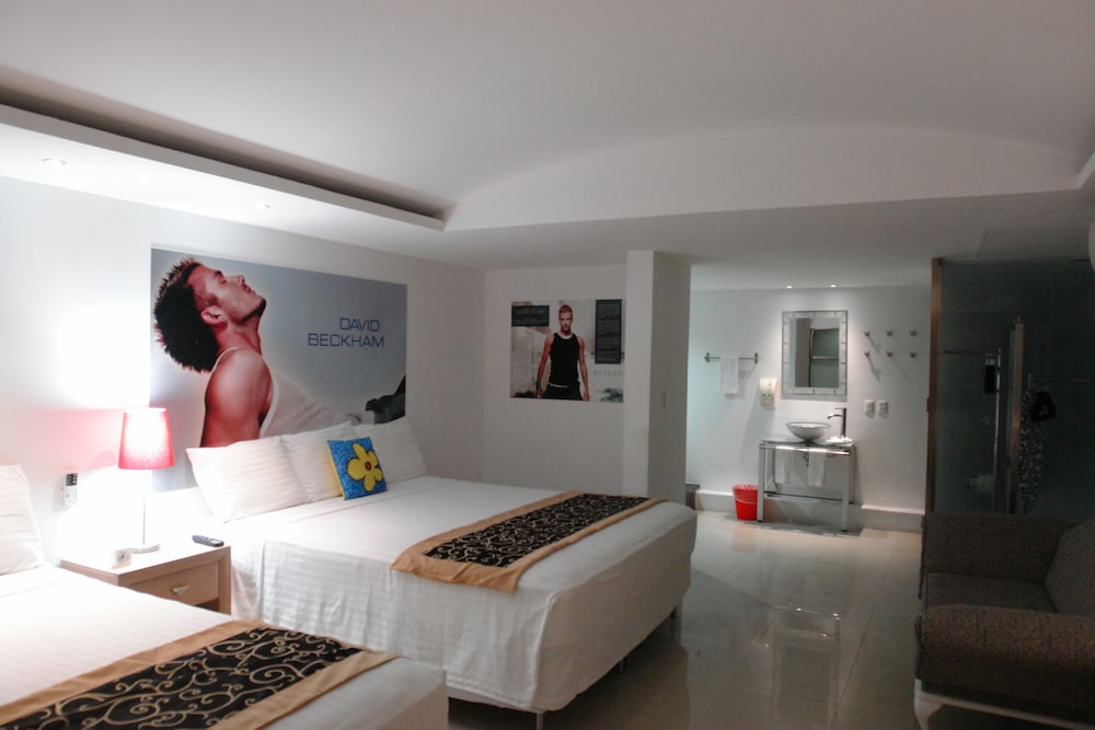 Mayafair Design Hotel 53/67