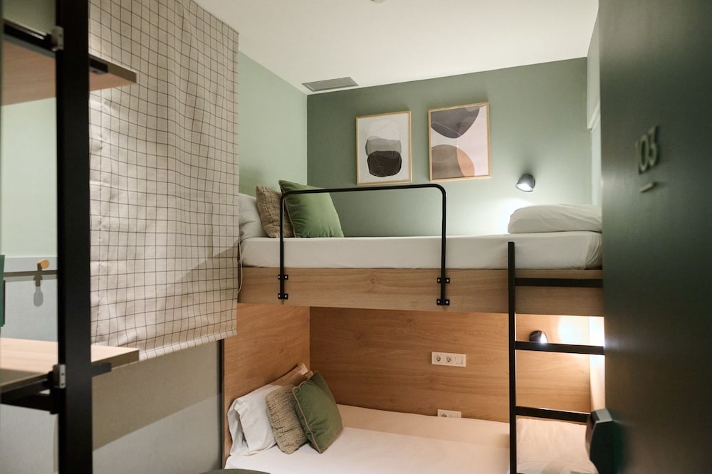 Room, Bunk Bed, No Window، Hotel TOC Hotel Las Ramblas 5/5