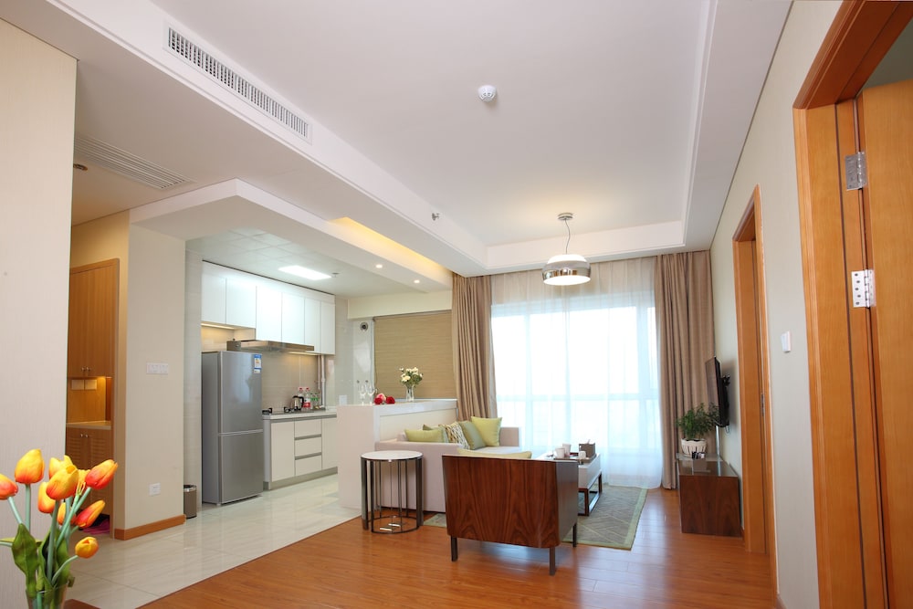 Yantai Tianma Argyle Suites 8/70