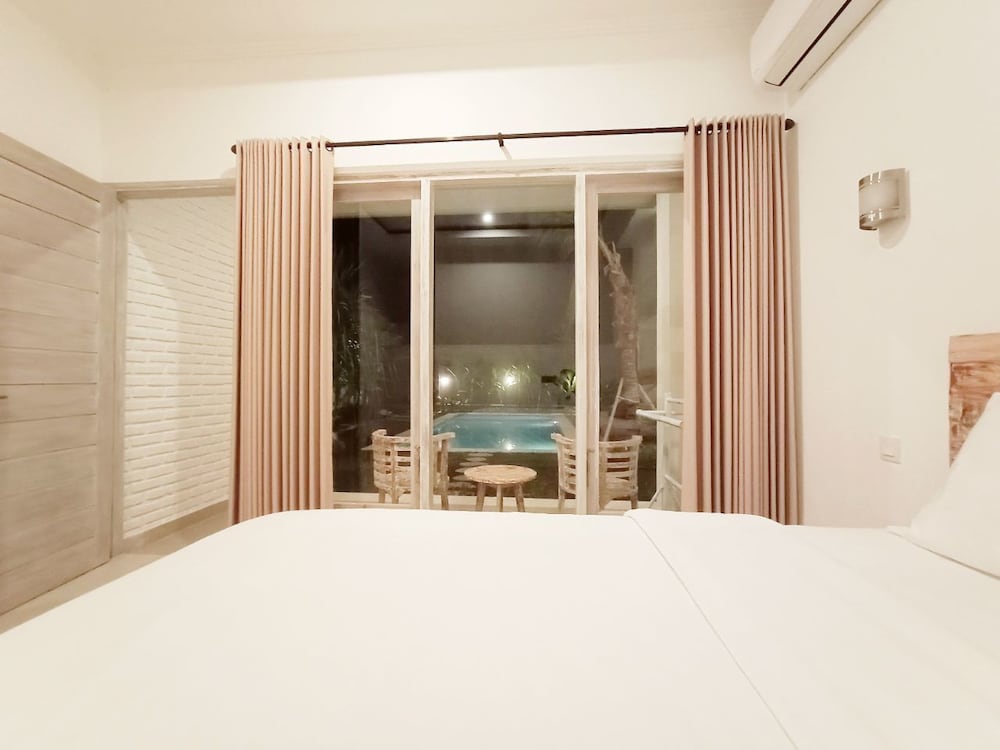 Berawa Dini Guesthouse 10/22