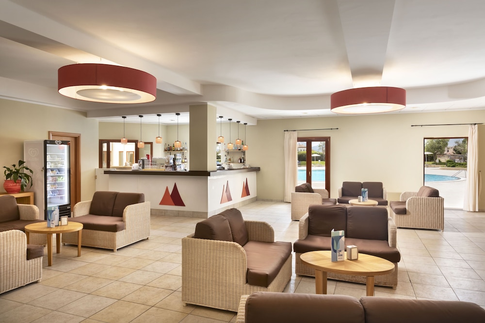 Blu Hotel Morisco Village 58/80