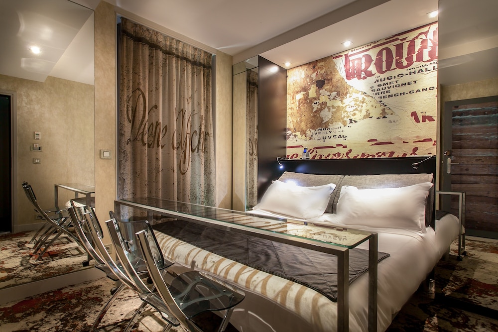 Apostrophe Hotel 21/45