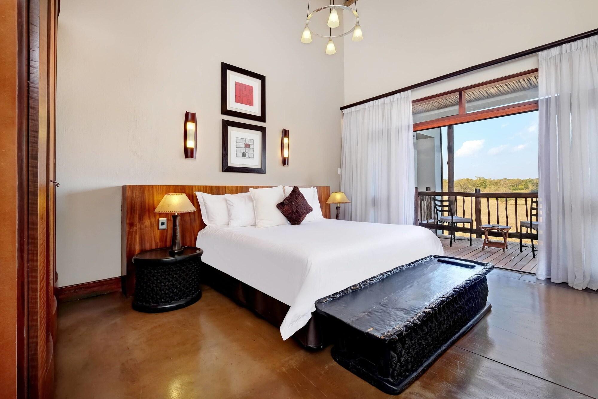 PROTEA ZEBULA LODGE 5/50