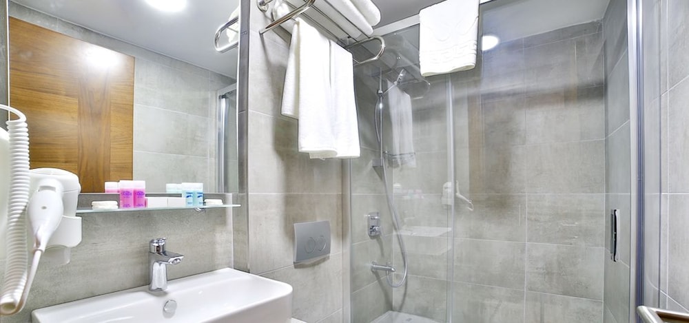 The Tango Hotel Taksim 38/40