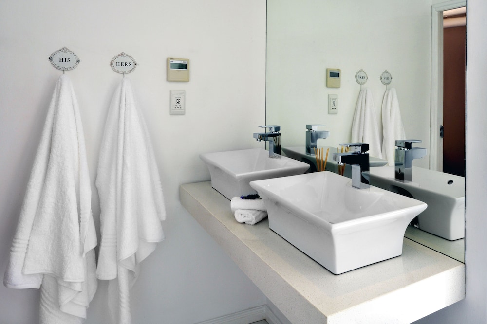 Mirabelle Guesthouse 45/50