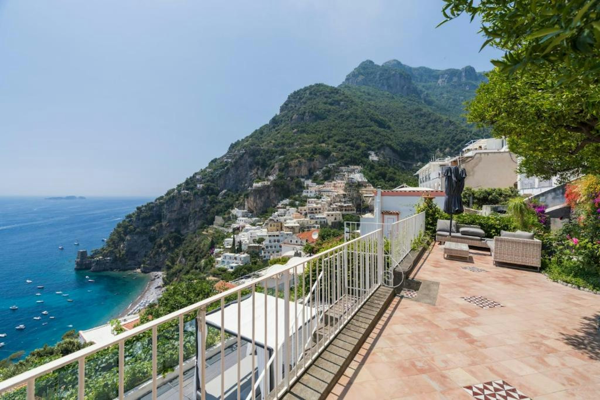 VILLA MAGIA 32/44