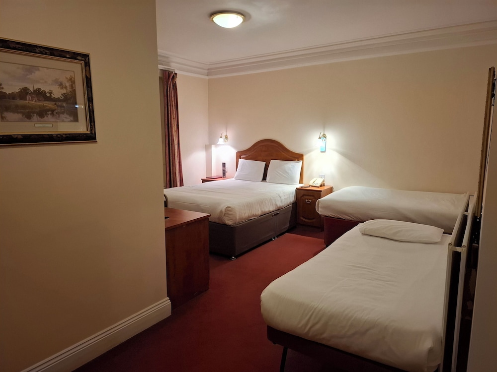 Borough Arms Hotel 14/31