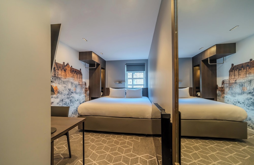 Km Hotel 6/48