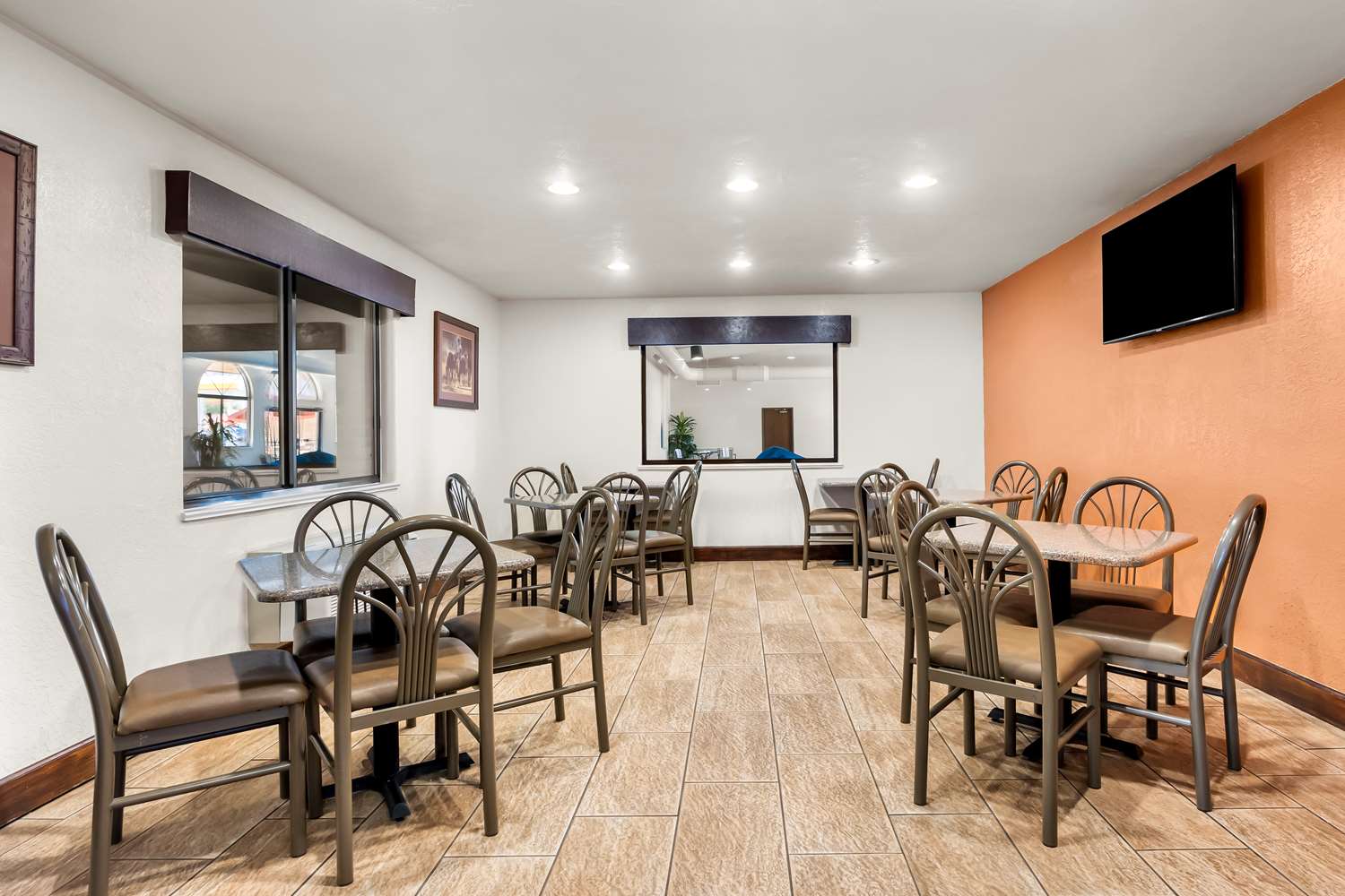 Best Western Grande River Inn & Suites 40/44