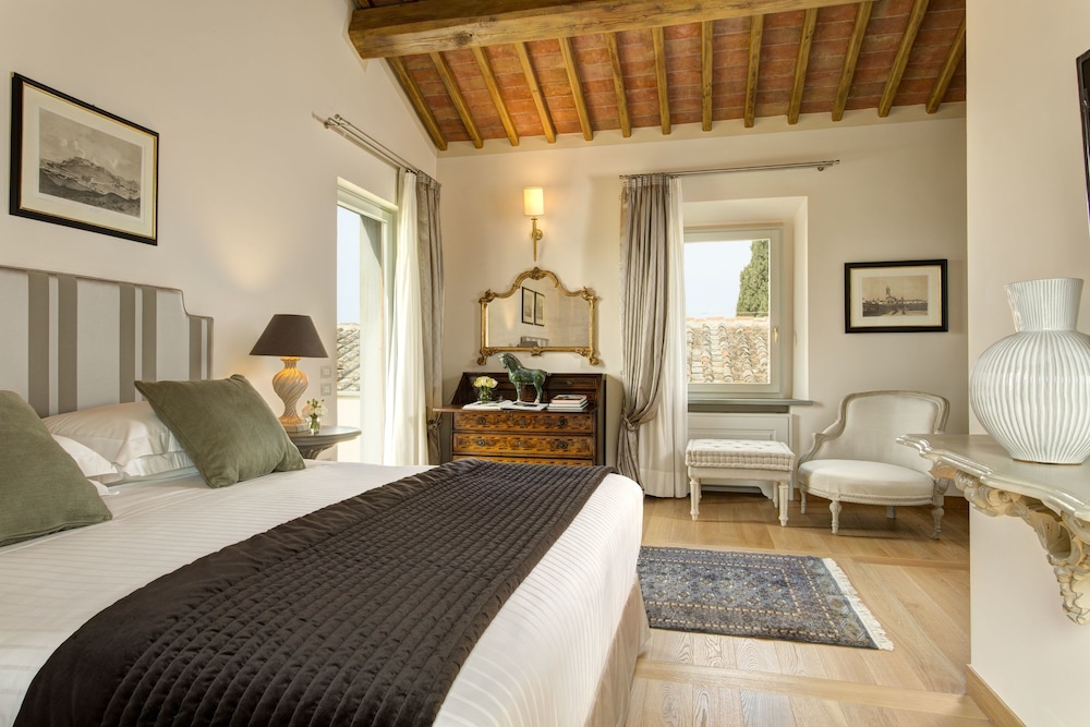 VILLA LE CALVANE 6/50
