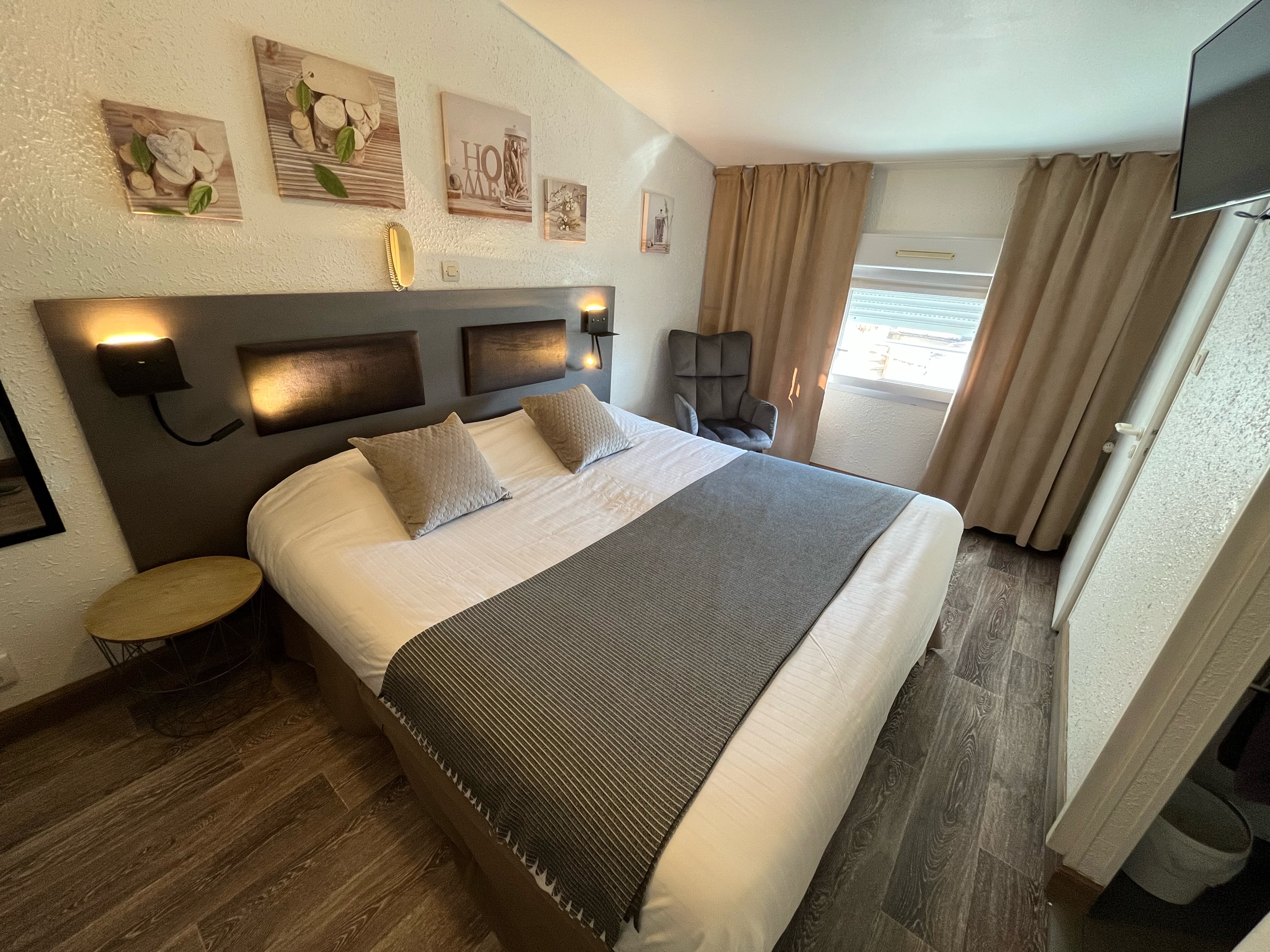 CITOTEL LE CHEVAL BLANC 8/50