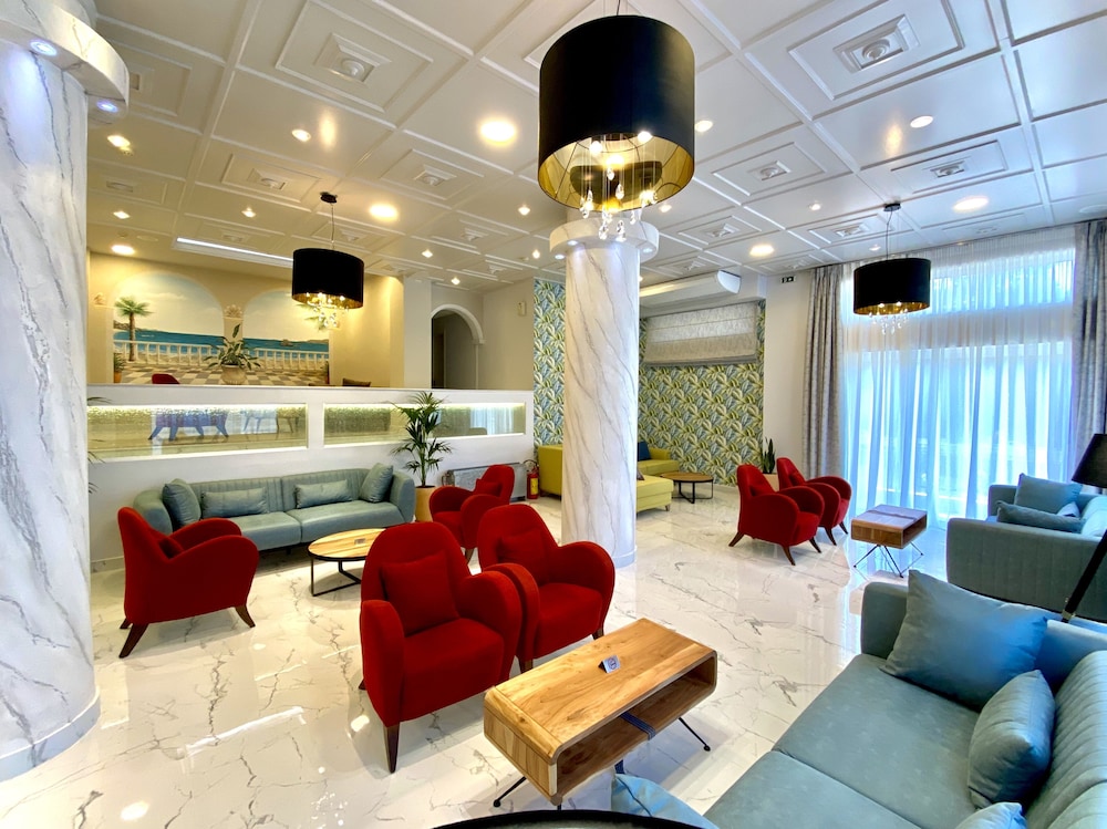Paloma Blanca Hotel 34/55
