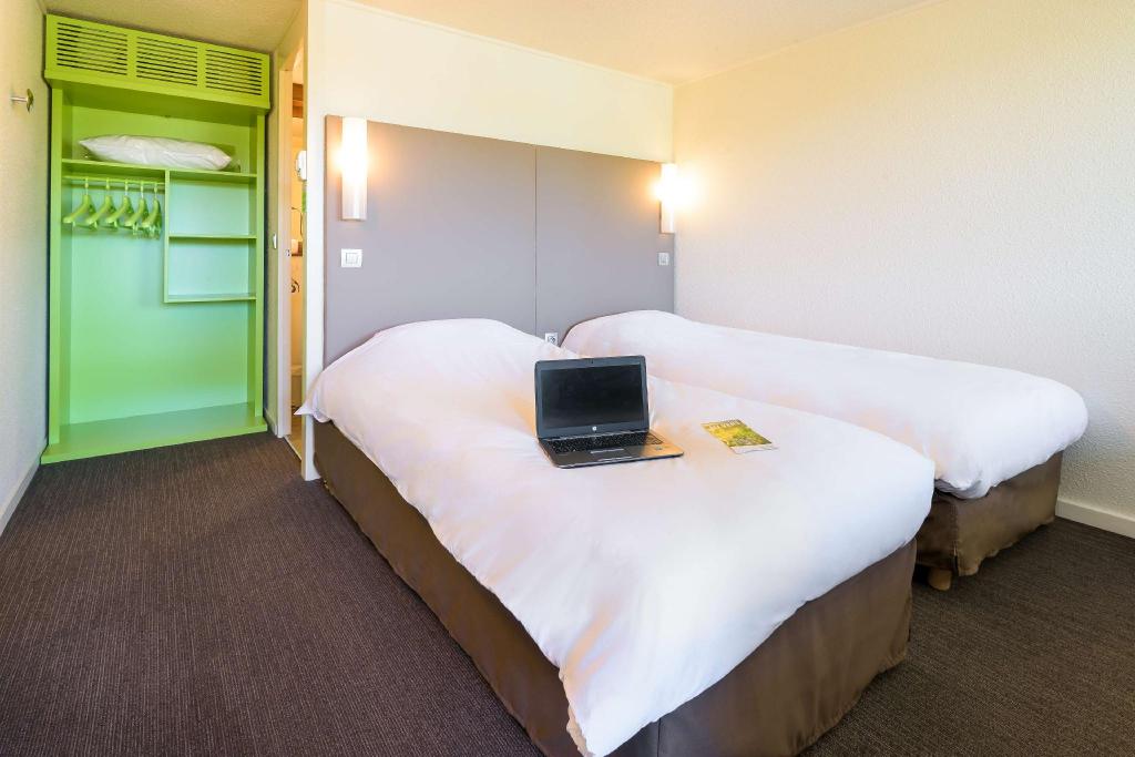 Next Generation, Twin Beds، Hotel Campanile Toulouse Nord Sesquieres 2/4