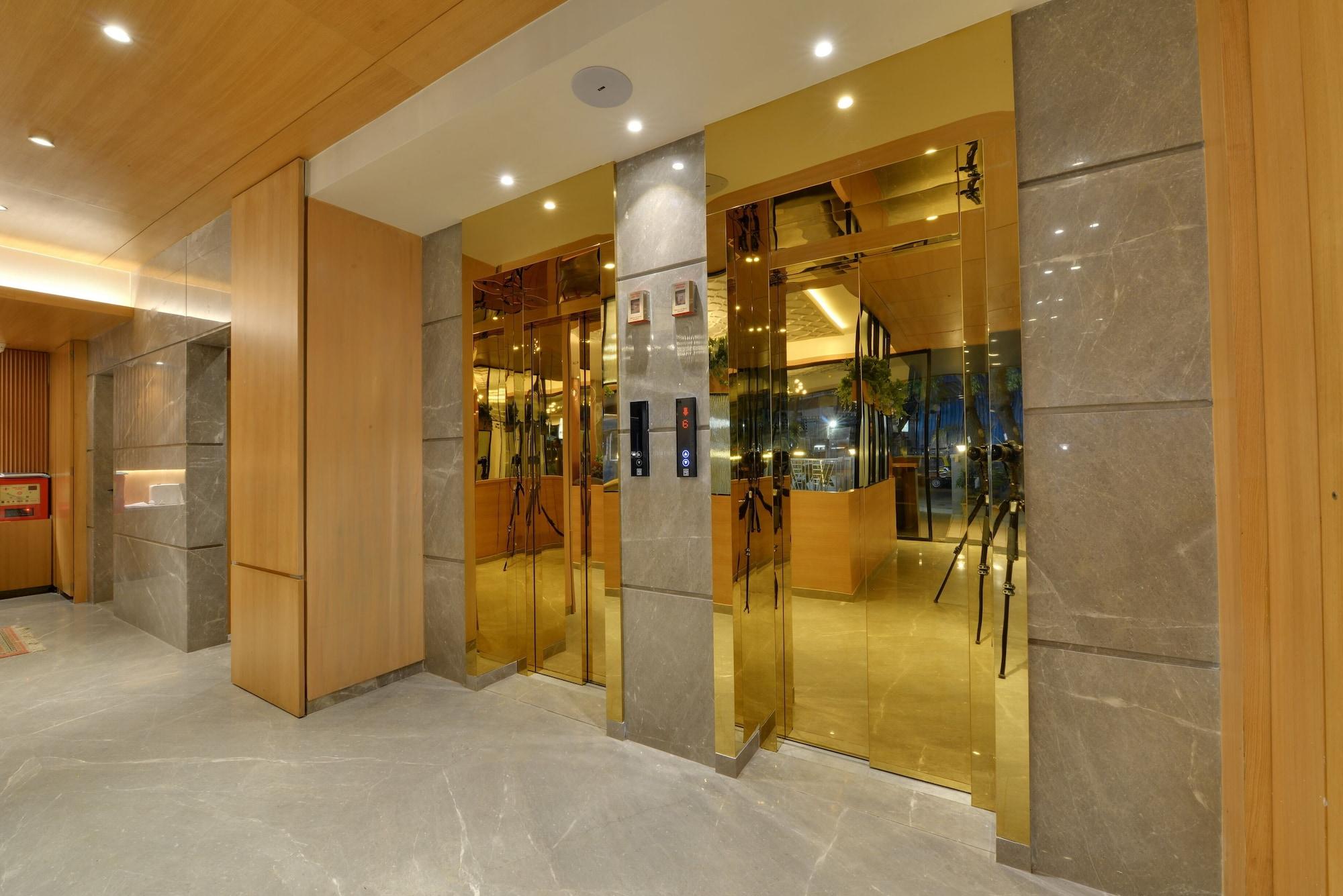 Galaxy Hotel 36/45