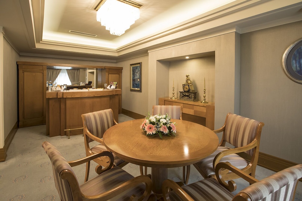Zorlu Grand Hotel Trabzon 54/57
