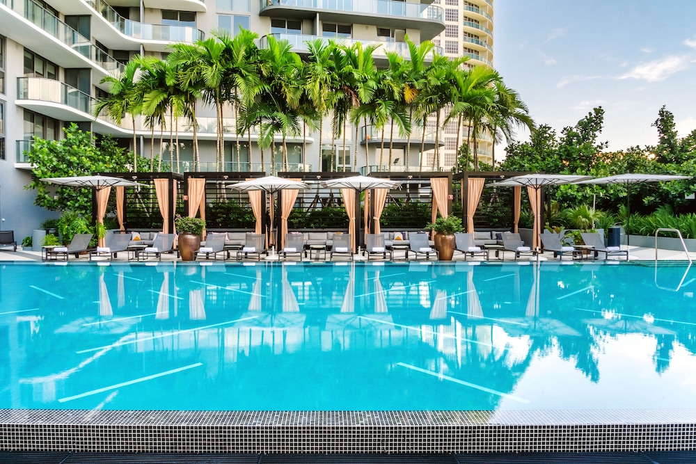 Hyde Midtown Miami 8/70