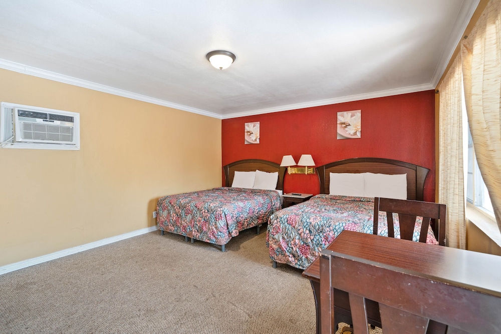 OYO Hotel Beeville US 181 33/64