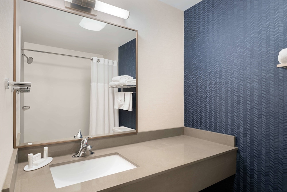 Fairfield Inn And Suites Austin South 10/21