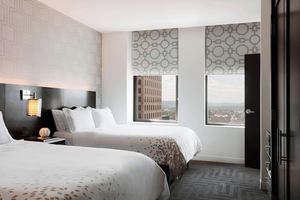 room, 2 queen beds