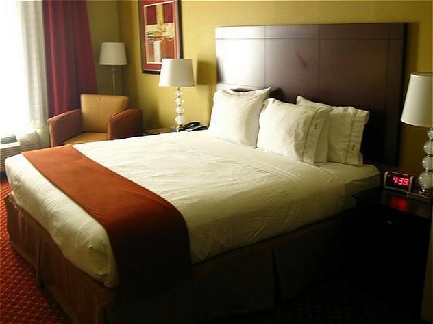 Holiday Inn Express Orlando South Davenport 27/70