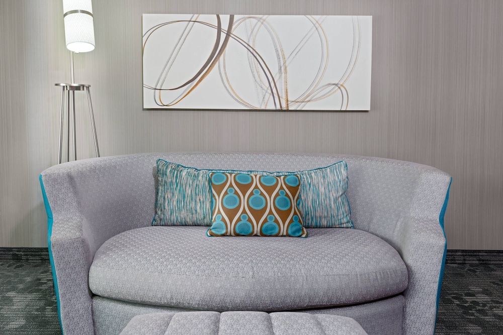 Courtyard By Marriott Providence Lincoln 25/50