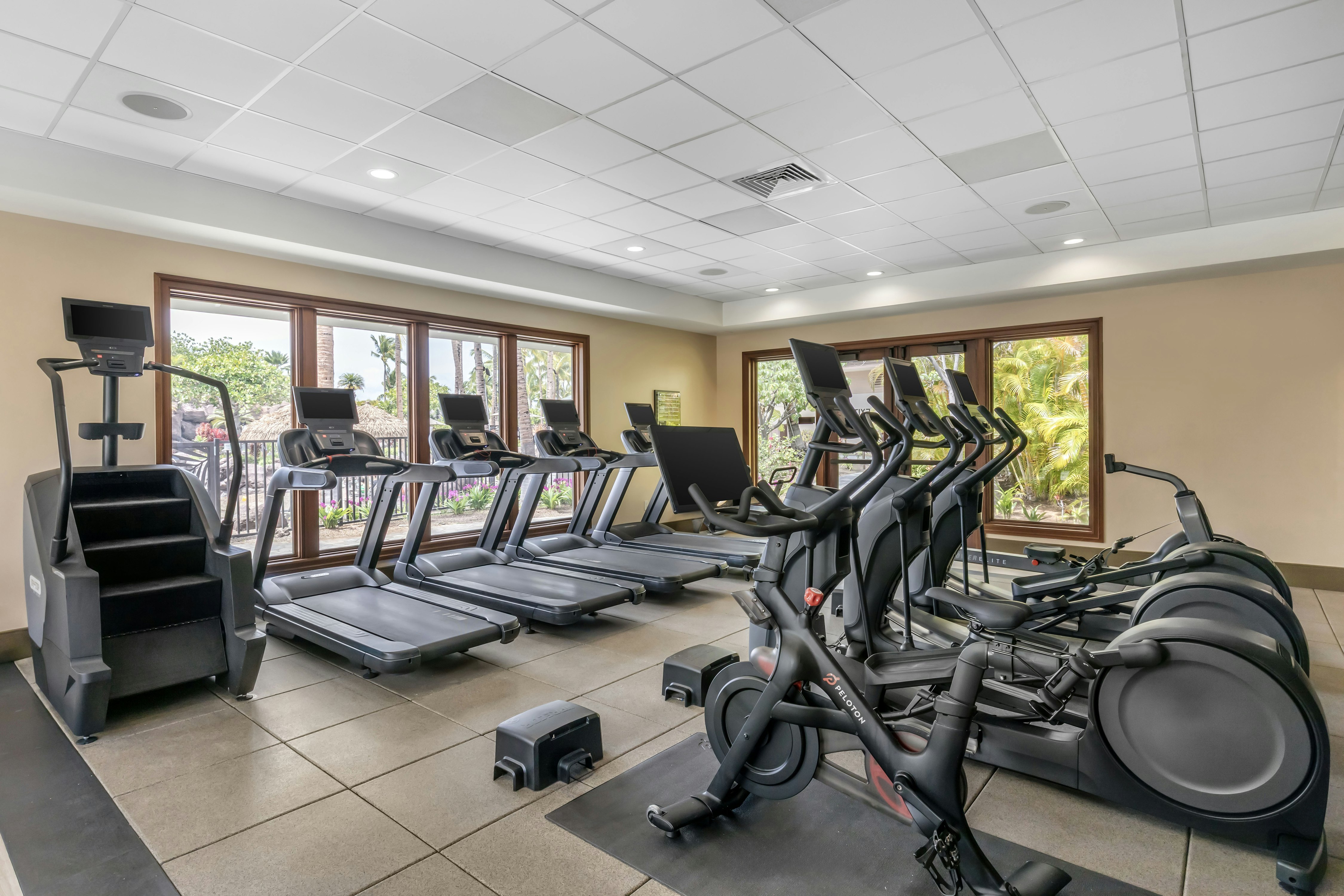 Hilton Grand Vacations Club Kings’ Land Waikoloa 10/35