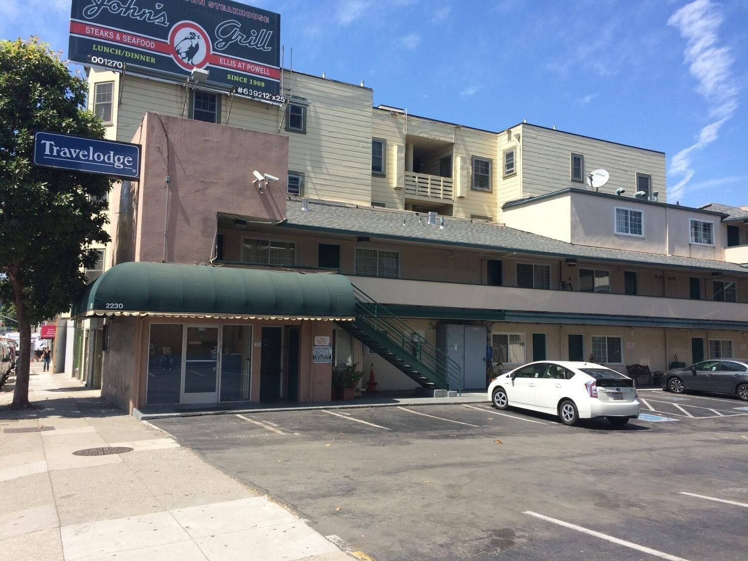 Motel6 San Francisco, CA – Lombard Street 29/35