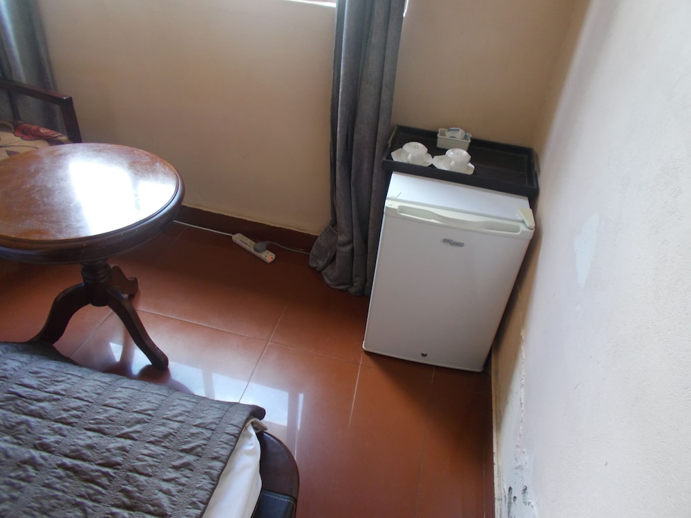 Acamms Lodge Roma 34/50