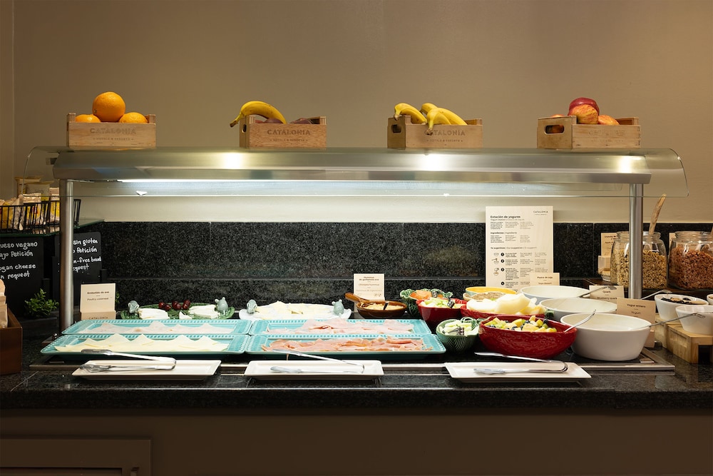 Catalonia Albeniz Hotel 32/55
