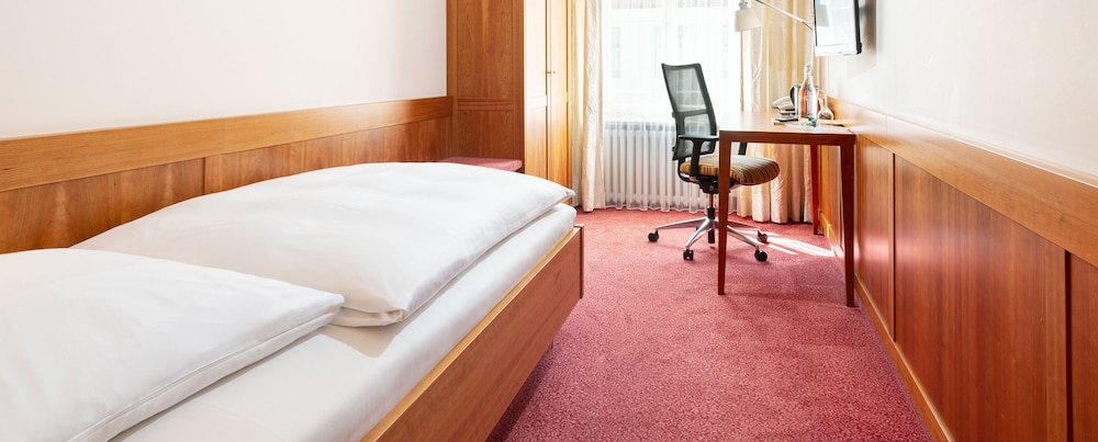 Hotel Bayerischer Hof. 9/31