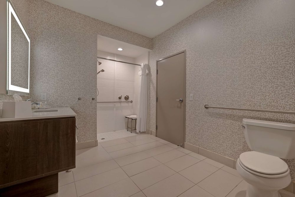 Home2 Suites by Hilton Corpus Christi Southeast 17/58