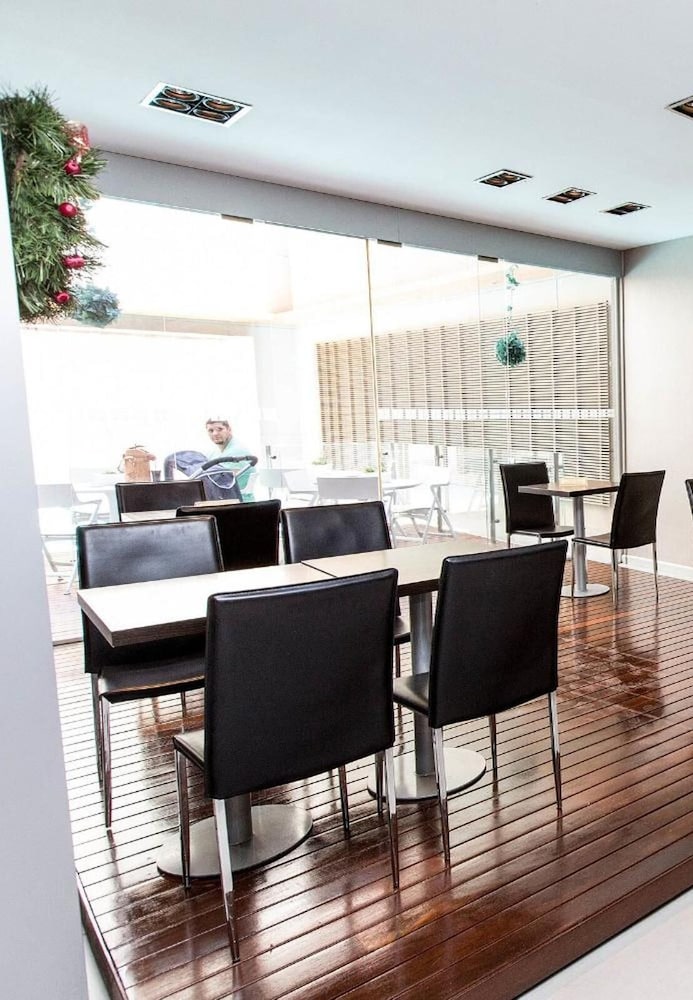 Ayres De Recoleta Plaza 37/46