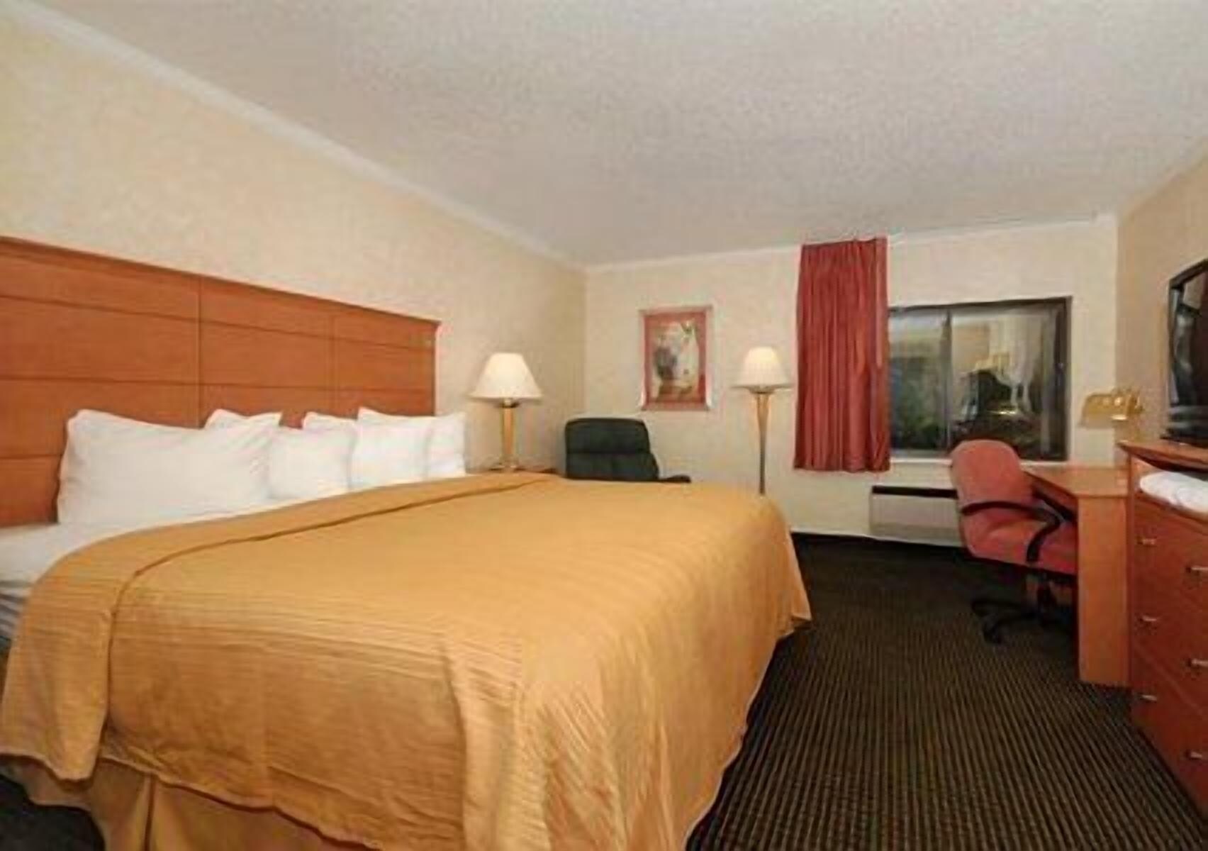 BUSINESS, KING BED