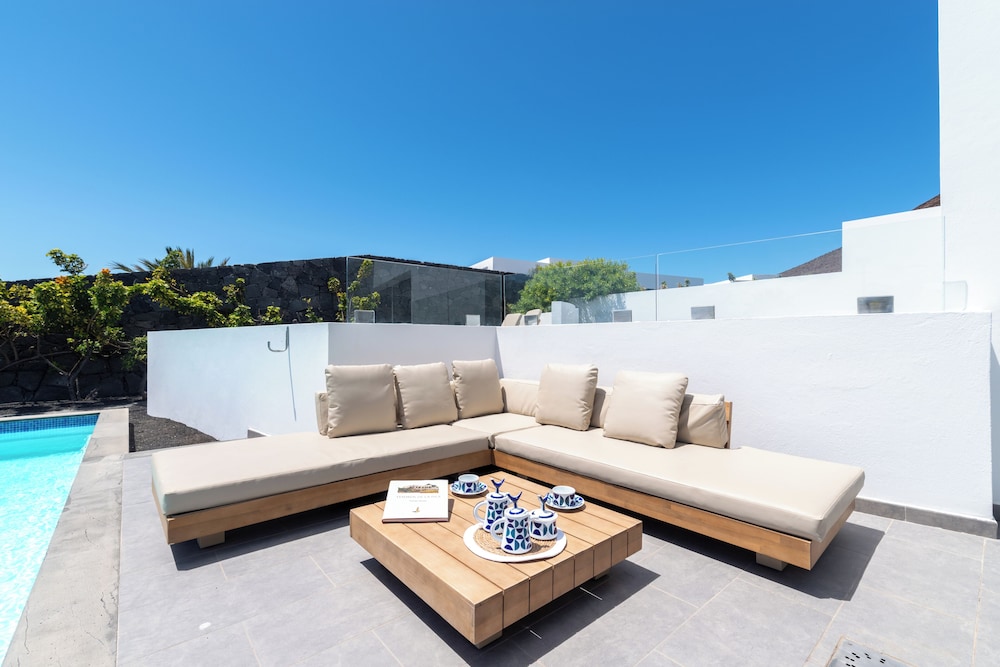 Hoopoe Villas Lanzarote 35/50