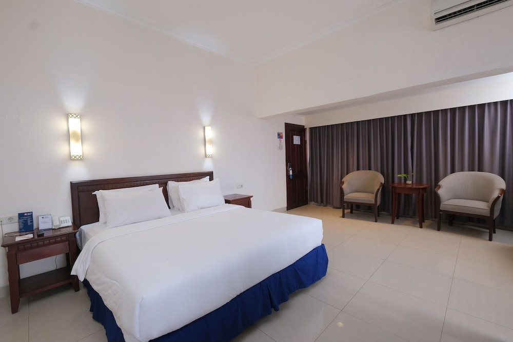 Grand Orchid Hotel 16/23