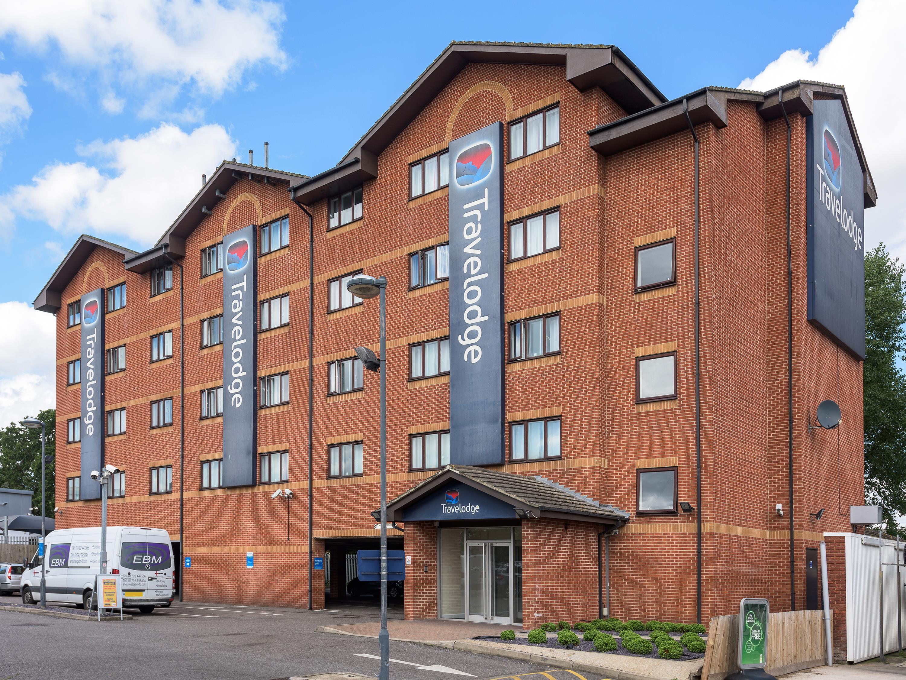 Travelodge London Park Royal 5/23
