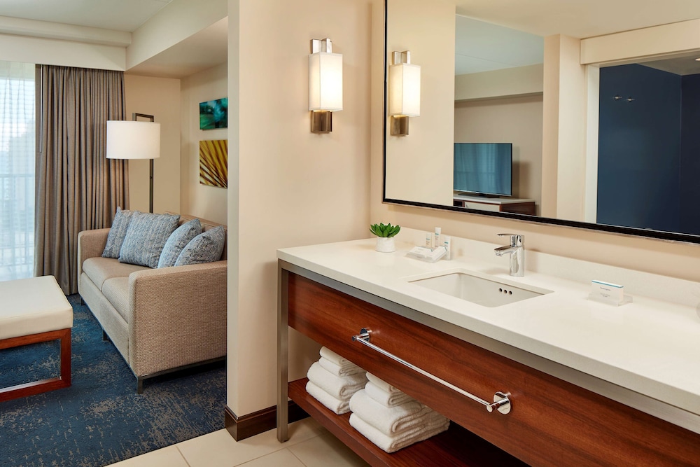 Hilton Garden Inn Waikiki Beach 17/68