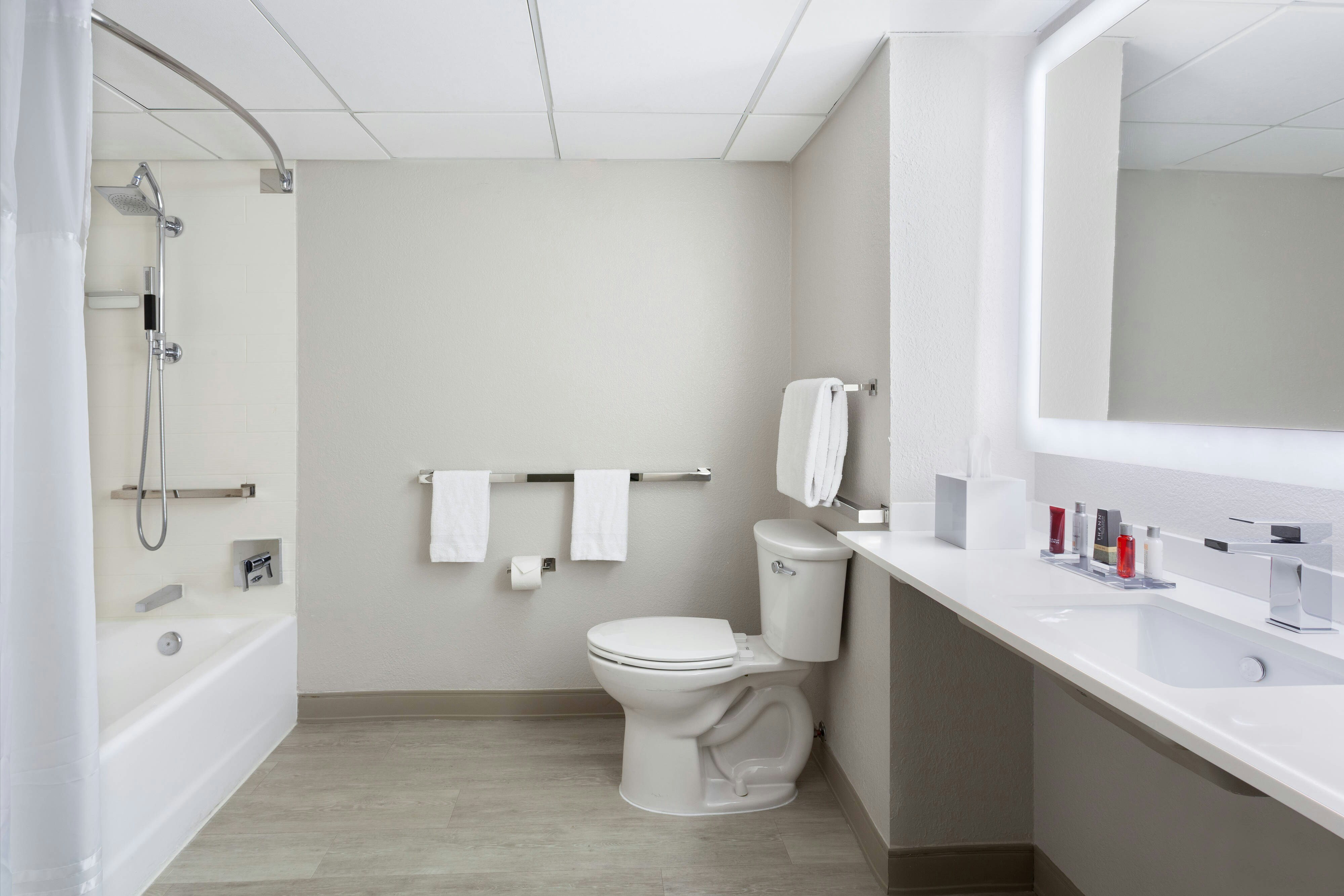 غرفة بسرير مزدوج، Marriott Miami Airport 2/5