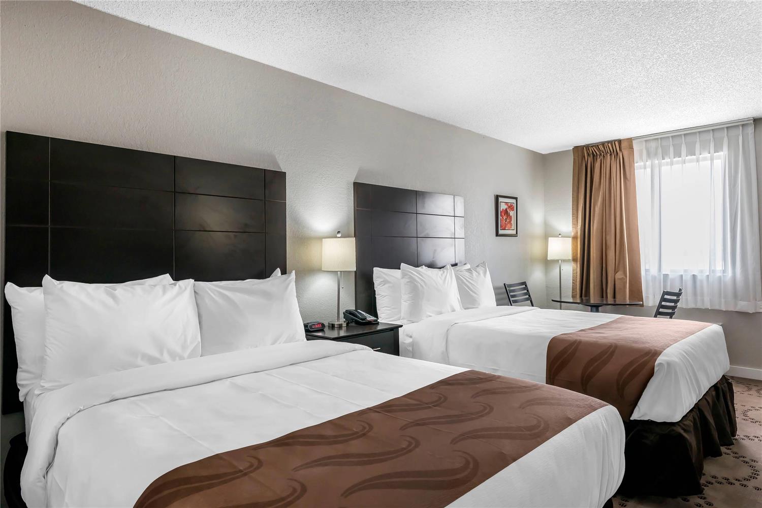 ROOM, 2 DOUBLE BEDS