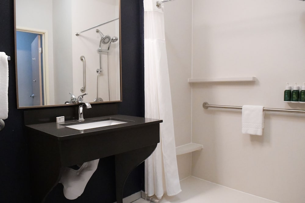 Fairfield By Marriott Mt Pleasant 12/30