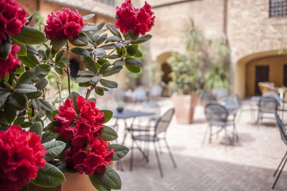 IL Chiostro Del Carmine 29/58
