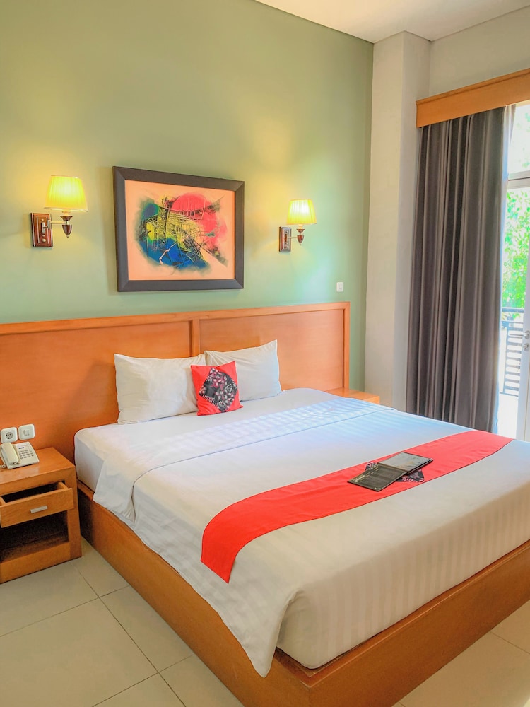 Prima Sr Hotel & Convention 18/50