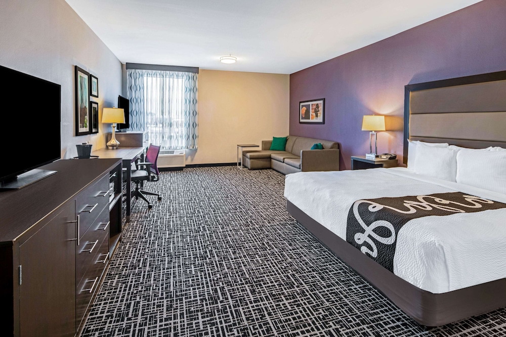 La Quinta Inn Suites By Wyndham Mcallen La Plaza Mall 19/62
