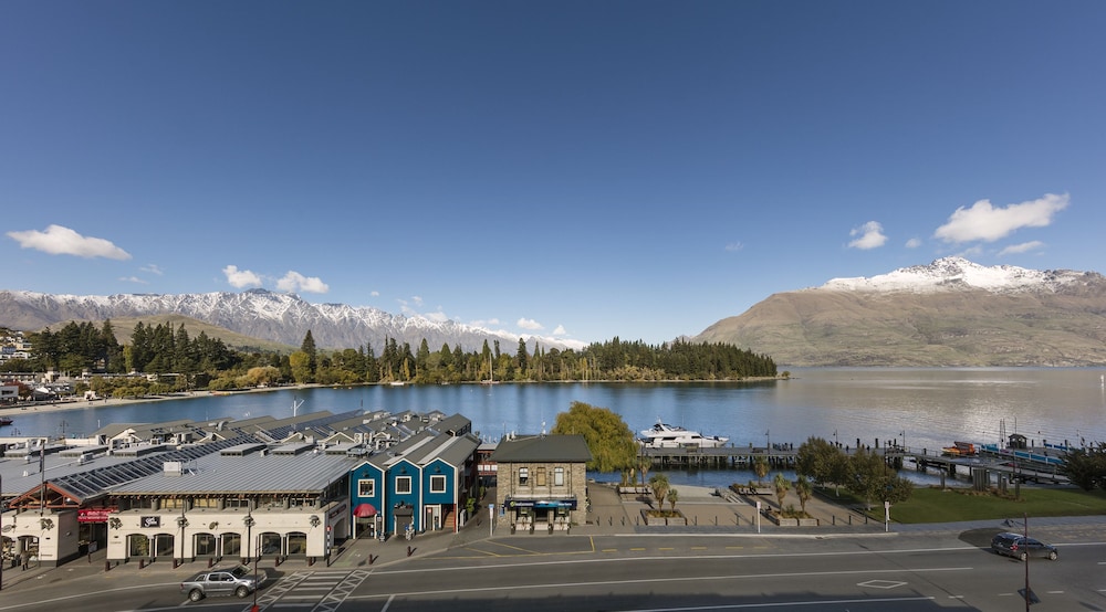 Crowne Plaza Hotel Queenstown 63/71