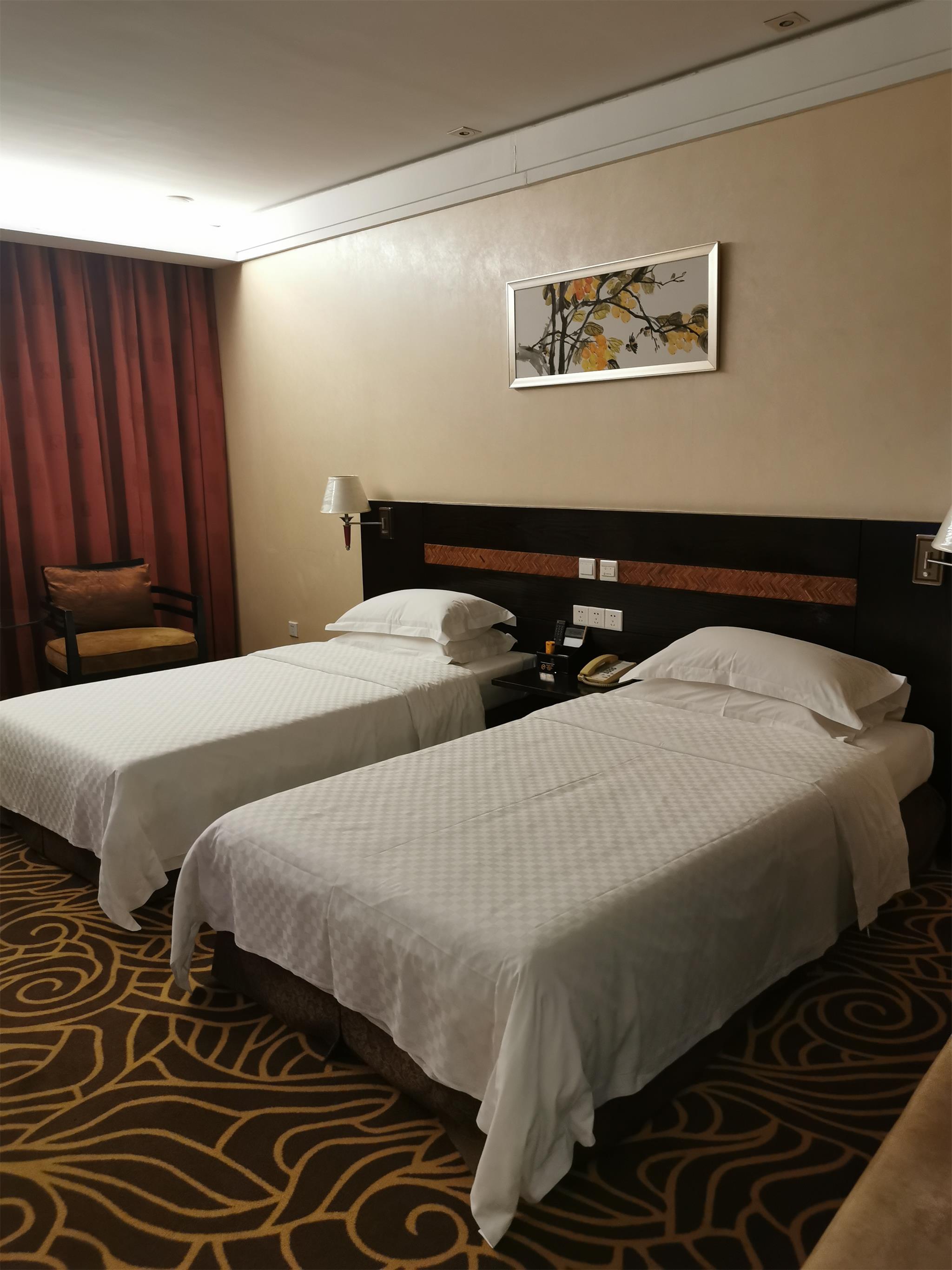 Huashi Gdh Hotel 11/20