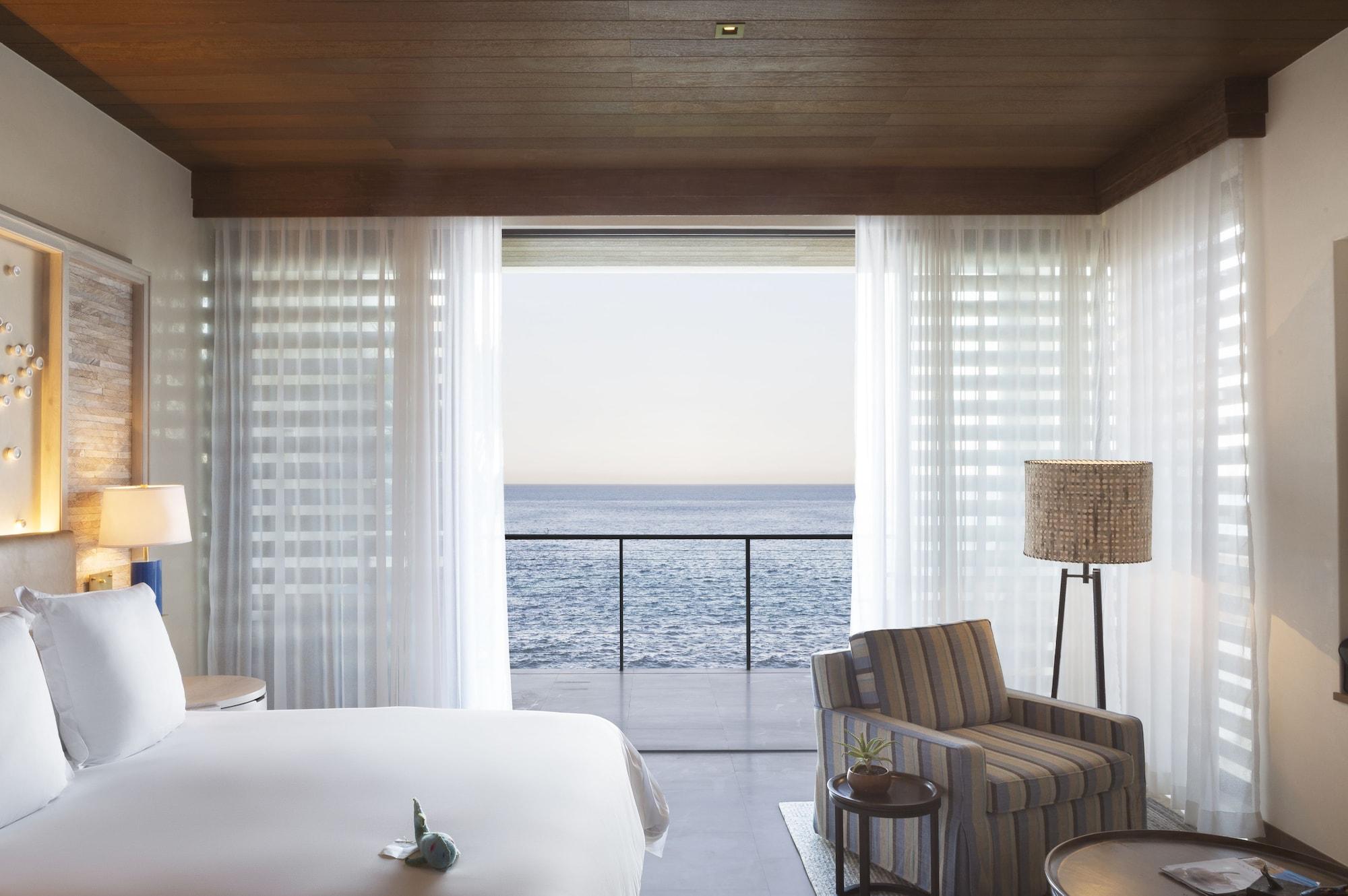 3 Bedrooms, Villa, Ocean Front