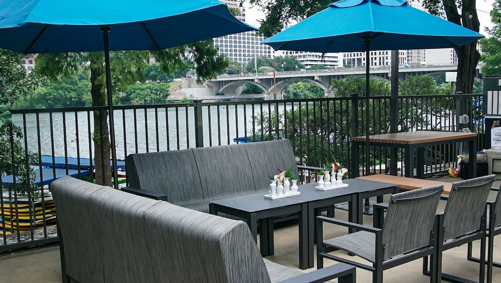Hyatt Regency Austin 63/77