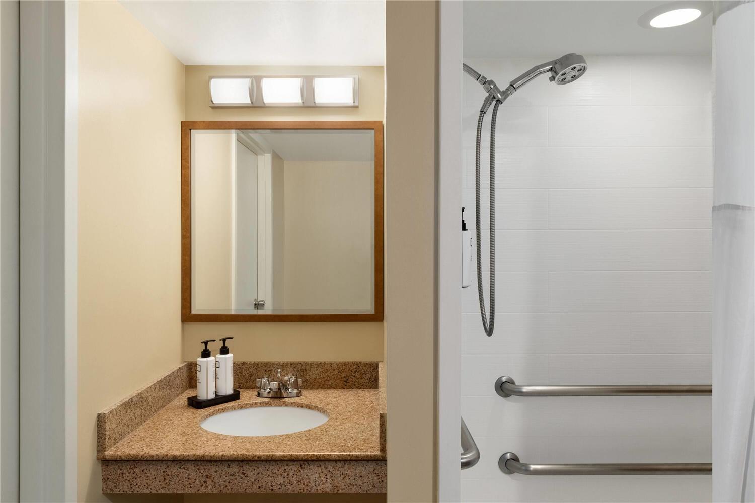 Wyndham Garden Washington DC Area 30/32